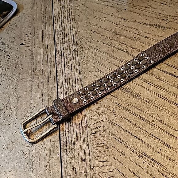 Brown studded belt size M - Picture 4 of 8